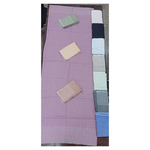 Estola de Lana Fina de Lujo con Tejido de Diamantes Grandes, 70x200 cm, Suave, Cálida y Elegante, Chal de Invierno Ligero, Diseño de Autor para Mujer - Product Image 1