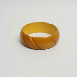 Bracelet en résine de luxe pour femme, bijoux modernes, bracelets tendance, design élégant, prix de gros, artisanat en résine - Product Image 6