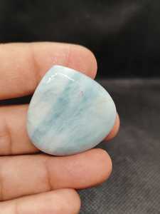 Enorme Gema Natural de Aguamarina Azul Lechosa Ovalada sin Calor ni Tratamiento, Procedente de Minas Africanas para la Fabricación de Joyas - Product Image 4