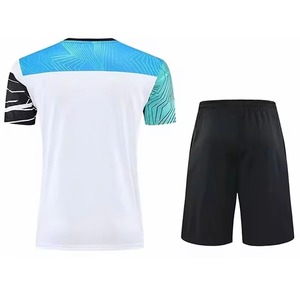 Uniforme de tenis elegante con tela suave para máxima movilidad y rendimiento en la cancha. Uniforme de tenis de alta demanda. - Product Image 2