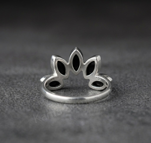 Anillo minimalista de plata 925 con ónix negro de 3x6 mm, corte marquesa, engaste en bisel, diseño de hoja de planta, unisex, con piedra preciosa, regalo para ella. - Product Image 3