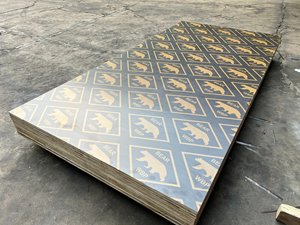 Meilleures ventes - Contreplaqué phénolique imperméable - Contreplaqué filmé - Plaque de contreplaqué filmé provenant de fabricants vietnamiens - Product Image 3