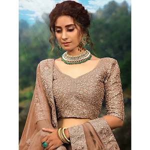 Lehenga Choli de talla grande para boda en un fabuloso color marrón con lentejuelas y malla. - Product Image 2