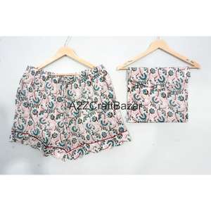 ชุดนอนแขนสั้นผ้าฝ้ายพิมพ์ลายดอกไม้หรูหรา ทำมือ 100% นุ่มสบาย ระบายอากาศได้ดี สำหรับฤดูใบไม้ร่วง/ฤดูหนาว เหมาะสำหรับใช้ในบ้านและโรงแรม - Product Image 1