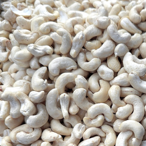 Nueces de Anacardo Crudas al Por Mayor de Vietnam, Precio de Fábrica Económico, Tostadas WW180, Mejor Calidad, Sin Impuestos - Product Image 1