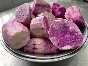 Trozos de ñame blanco congelado de 3-5cm - IQF Frozen White Yam Vietnam embalado en bolsas al vacío, ñame congelado de Vietnam Farm IQF Process - Product Image 5