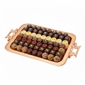 Fabulosa bandeja de metal dorado para servir chocolates y dulces, ideal para bodas, catering, hoteles y restaurantes. - Product Image 5