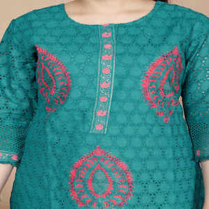 Ensemble Kurta décontracté NIYANI Emerald Noor Jaipuri en coton imprimé au bloc avec dupatta en mousseline – Magnifique ensemble ethnique trois pièces longueur midi - Product Image 2