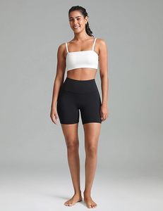 Shorts cyclistes taille haute pour femme en polyester écoresponsable et élasthanne, couleur unie, extensibles, vêtements de sport, tricotés sans couture, couleur personnalisable - Product Image 1