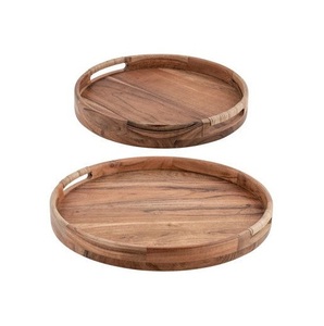 Plateau de service en bois artisanal, conçu pour servir les repas, les apéritifs, les salades, le pain, les desserts et les boissons à la maison - Product Image 2
