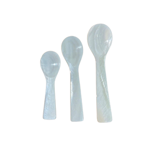 Cuchara de Nácar Natural de Concha de Almeja, Utensilio para Servir Ideal para Saleros, Fabricada por Proveedores de Vietnam - Product Image 1