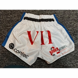 Shorts de kickboxing et de muay thai personnalisés en tissu satiné, confortables, pour hommes, fabrication OEM - Product Image 4
