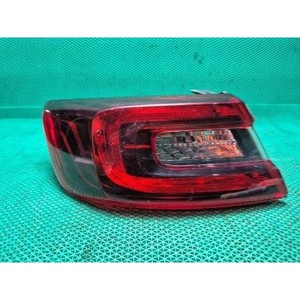Luz Trasera Izquierda Usada OEM 265554267R para Talisman Estate 2015-2018 - Product Image 2