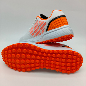 Chaussures de sport respirantes en synthétique à lacets blancs et oranges pour le cricket et l'entraînement en extérieur - Product Image 2