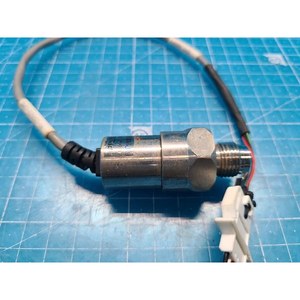 Transductor de Presión de Alta Pureza PURERON PC-302A-VR-15A-M-E, Usado como Pieza de Repuesto para Equipos Semiconductores - Product Image 6