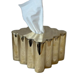 Caja de servilletas chapada en oro para TEMA DE BODA Caja dispensadora de pañuelos de alta calidad Caja de servilletas de metal ligera portátil - Product Image 1