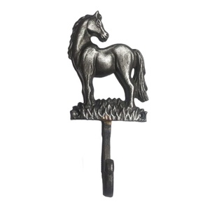 Porte-manteau mural rustique en fonte antique avec crochets pour clés - Product Image 1