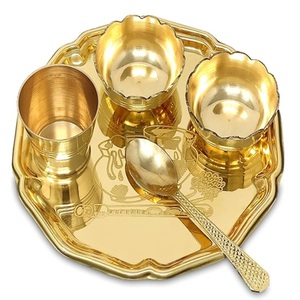 Ensemble de prière en laiton plaqué or avec plateau, bol, tasse, cuillère, vaisselle religieuse gaufrée, forme irrégulière, finition polie - Product Image 3