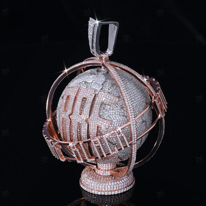 RB Gems Pendentif Tête de Lion Jungle King en Argent Sterling 925 et Or 14K avec Moissanite Transparente Pavée pour Homme Inde PEN3STR - Product Image 1