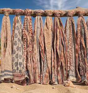 Paréo en coton imprimé à la main indien en gros avec bordure Zari, paréo de plage fait main, imprimé au bloc, couverture de plage ethnique - Product Image 5