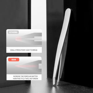 Pinzas ergonómicas para cejas con punta inclinada hechas a mano, herramienta de depilación de precisión de acero inoxidable, moderna y duradera - Product Image 4