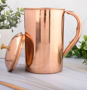 Ensemble de carafes en cuivre pour la conservation de l'eau dans une cuisine éco-responsable, ensemble en métal avec verres, vaisselle durable et réutilisable. - Product Image 5