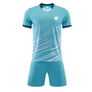 Uniforme de Fútbol con Logotipo Personalizado Hecho en Pakistán, Uniforme de Fútbol de la Mejor Calidad, Nuevo Uniforme de Fútbol - Product Image 1