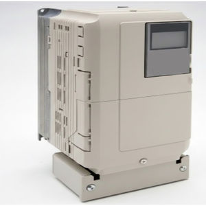 Variador de Frecuencia Industrial CIMRAU2A0030FAA, Controlador de Velocidad para Motor AC - Product Image 1