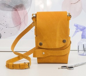 Funda de Cuero Genuino para Tijeras de Barbero, Resistente a Olores, Cómoda y Casual, Bolsa para Tijeras de Peluquería, Portaherramientas con Cinturón - Product Image 1