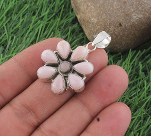 Colgante de Flor Estilo Vintage con Bisel de Coral Rosa, Plata 925, Chapado en Plata, Joyería para Mujer - Product Image 2