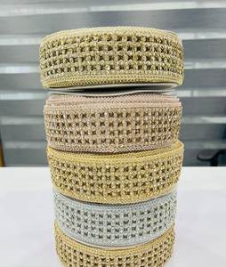 Exquisito Adorno Decorativo de Primera Calidad con Cinta de Cristal, Diamantes de Imitación y Malla de Organza con Diseño Geométrico Romántico para Novias - Product Image 2