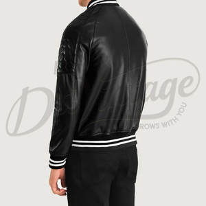 Blouson bomber en cuir véritable noir pour homme avec manches matelassées en nid d'abeille et poignets côtelés rayés, coupe ajustée - Product Image 2