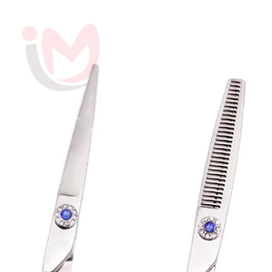 กรรไกรซอยผมมืออาชีพสำหรับคนถนัดขวา ขนาด 5.5 นิ้ว 6 นิ้ว 30 ซี่ฟัน ทำจากเหล็กกล้าไร้สนิม 9CR13 ใบมีดคมสำหรับร้านตัดผม - Product Image 2