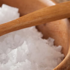 Sel de mer blanc naturel grossier pour la cuisine, l'assaisonnement alimentaire et les applications culinaires - Product Image 5