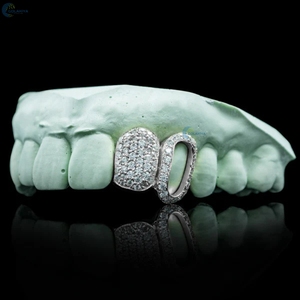 Grillz de Moissanita Personalizados de 2 Dientes, de Plata de Ley 925, con Incrustaciones de Diamantes, Joyería Hip Hop, Tapas Dentales de Ajuste Personalizado, Venta al por Mayor - Product Image 1