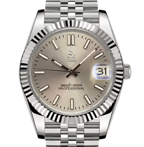 Montre analogique résistante à l'eau avec cadran MOD, mouvement Seiko NH35, bracelet Jubilee gris clair argenté, logo personnalisé, 36 mm, 39 mm. - Product Image 1