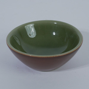 Plato para Salsa de Cerámica Agung Keramik, Verde Oliva, con Esmalte Reactivo, 8x3cm, Apto para Lavavajillas, para Restaurantes y Hoteles, Estilo Japonés, para Salsa de Soya - Product Image 3