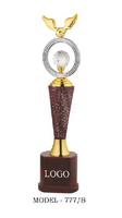 Trofeo de metal moderno, diseñado para el reconocimiento, adecuado para escuelas, oficinas y torneos deportivos en todo el mundo.