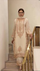 Nueva Colección Vestido de Novia Reversible de Georgette Sintético con Bordado Pesado y Lentejuelas, Sin Arrugas, Elástico y Completamente Cosido - Product Image 2