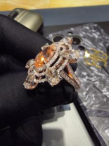 Anillo de Diamantes de Oro, Joyería Elegante y con Estilo para Bodas, Compromisos, Fiestas y Uso Diario - Product Image 6