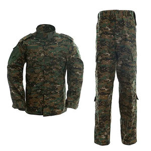 Ensemble de chasse en plein air imperméable et respirant, veste et pantalon camouflage, fabriqué au Pakistan - Product Image 3