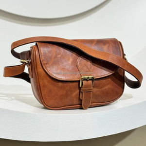 กระเป๋าคาดลำตัวหนังแท้ลายไม้สำหรับผู้หญิง, กระเป๋าหนังแท้สไตล์ตะวันตกที่เป็นเอกลักษณ์สำหรับผู้หญิง - Product Image 4