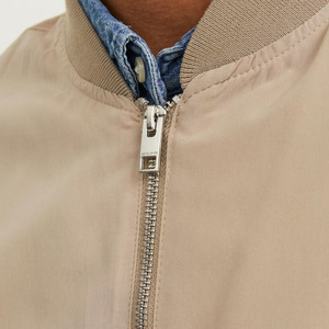 Chaqueta Bomber de Color Sólido para Hombre, Cierre de Cremallera, Cuello Alto, Estilo Casual, Ropa de Otoño, 100% Poliéster, Corte Regular - Product Image 6