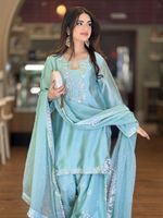 Salwar Kameez en Soie Satinée de Créateur, Style Traditionnel pour Fêtes et Mariages, avec Broderies Rivet et Moti, Manches Fantaisie et Longueur Genou