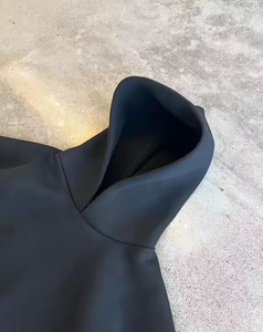 Conjunto Deportivo de Felpa Extra Grande Color Gris Ceniza para Hombre – Conjunto de Dos Piezas Premium de Alta Calidad para Ropa Urbana - Product Image 6