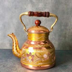 Tetera de Cobre Azul Pintada a Mano con Diseño Floral, Tetera de Estilo Vintage con Patrón Decorativo para Hervir Agua, Té y Café en la Estufa - Product Image 4