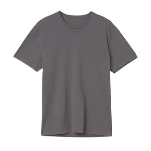 เสื้อยืดคลาสสิกผู้ชาย ทรงคลาสสิก ผ้าฝ้าย เนื้อนุ่ม น้ำหนักเบา แฟชั่นใส่ได้ทุกวัน ผู้ผลิต OEM ODM โรงงานส่งออก - Product Image 1