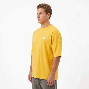 T-shirt pour homme en coton 100% de haute qualité, coupe ample, épaules tombantes, jaune, impression de logo personnalisée - Product Image 5