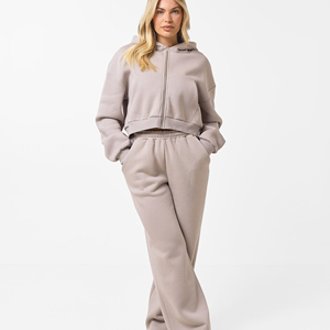 Survêtement pour femme tendance et élégant, faible MOQ, nouvelle matière premium, idéal pour le jogging - Product Image 1
