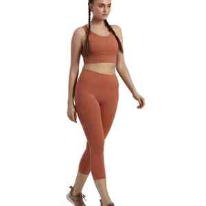 Prix de gros, best-seller, nouveau design, ensemble de yoga pour femmes en vente avec logo personnalisé, nouvel ensemble de yoga léger pour femmes, best-seller - Product Image 1